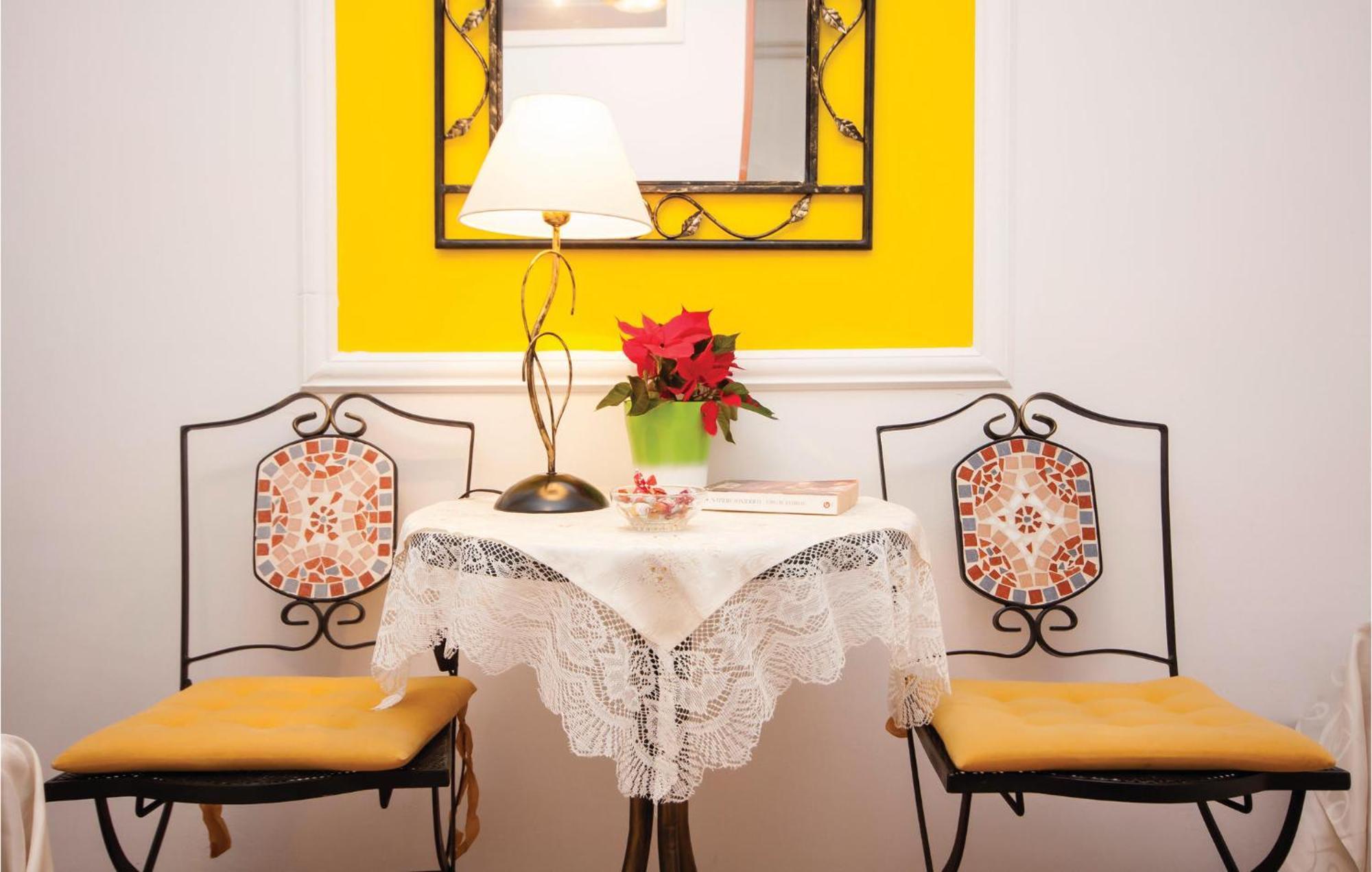 Cozy Apartment In Brodarica With Wifi Exterior foto