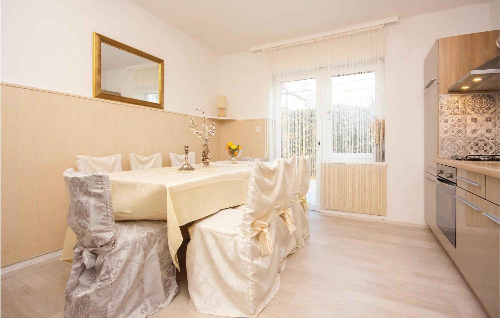 Cozy Apartment In Brodarica With Wifi Exterior foto